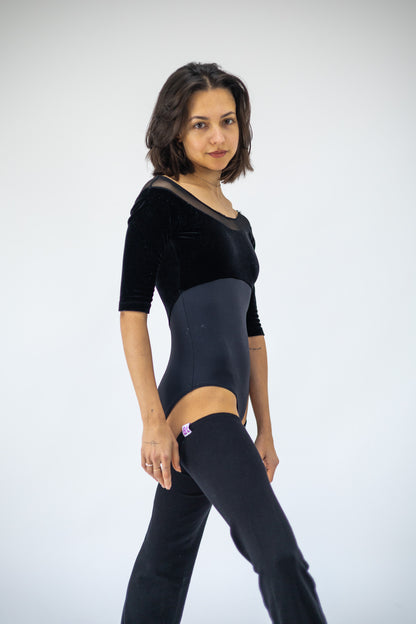 (NEW) Classic Black - Leg Warmers